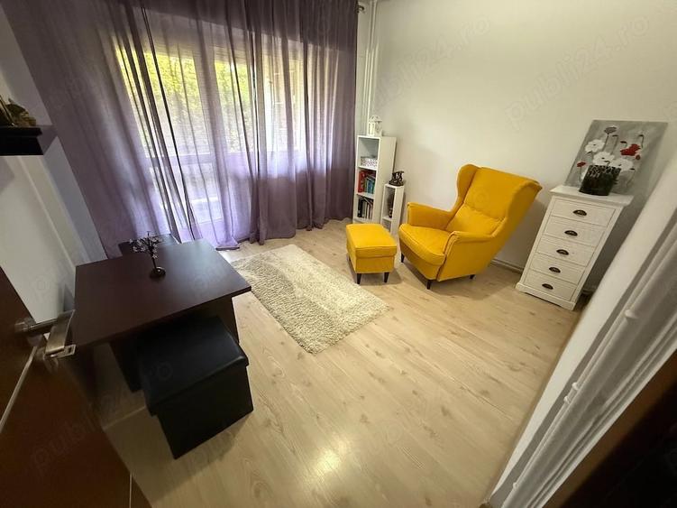 Apartament cu 3 camere decomandat în Central