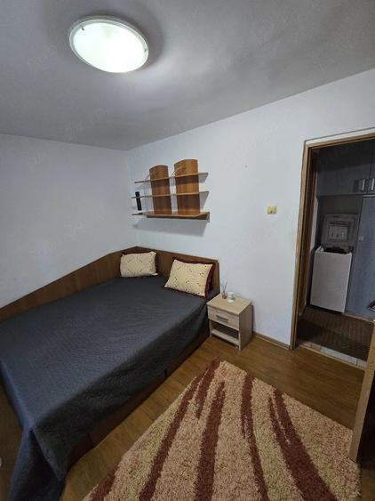 Apartament cu 2 camere semidecomandat în Inel II