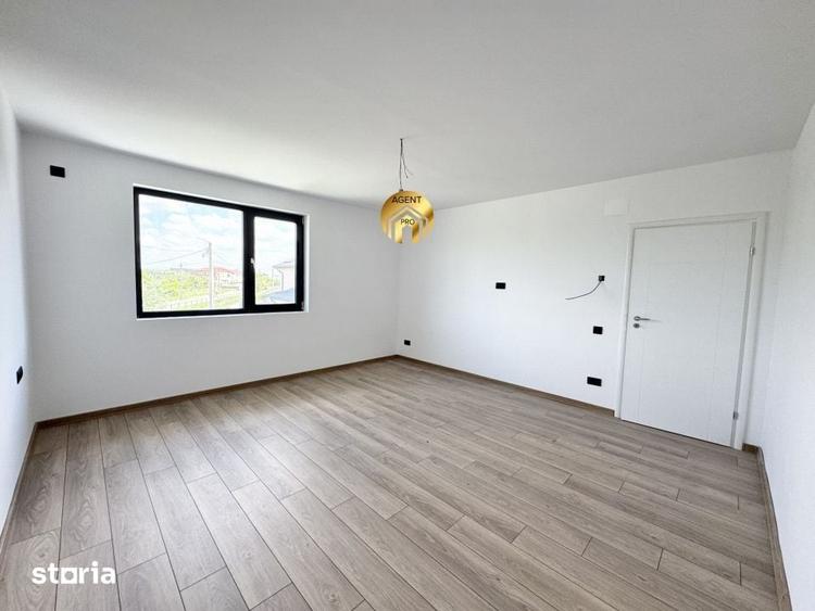 Casă cu 4 camere cu Teren 238 Mp în Central