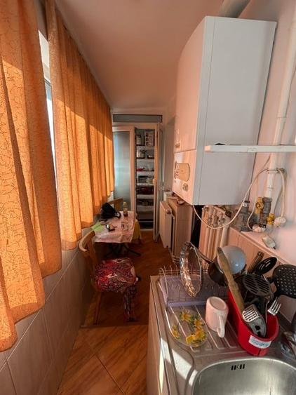 Apartament cu 2 camere semidecomandat, mobilat în Obor