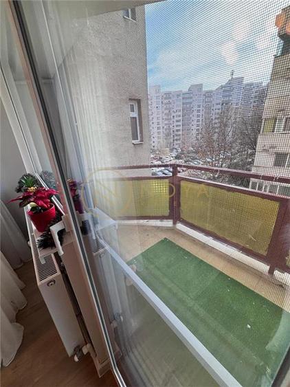 Apartament cu 4 camere decomandat, mobilat în Lujerului