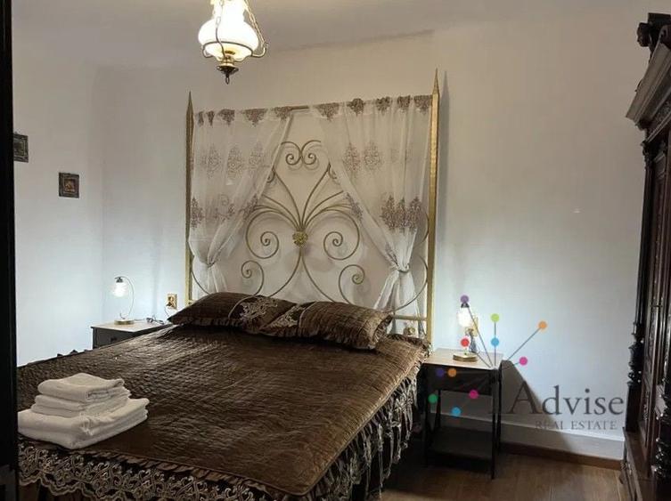 Apartament cu 3 camere, mobilat în Centrul Istoric