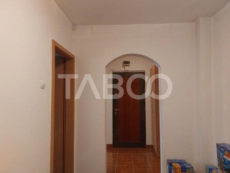 Apartament cu 2 camere decomandat în Mihai Viteazul