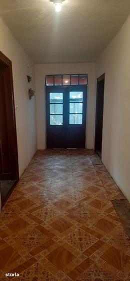 Casă cu 2 camere cu Teren 1000 Mp în Husasău de Tinca