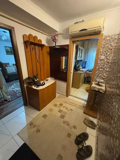 Garsonieră decomandată în Inel II
