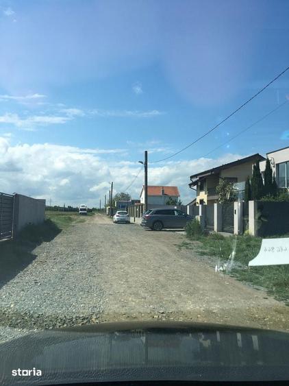 Teren de 2000 mp, în Km 5