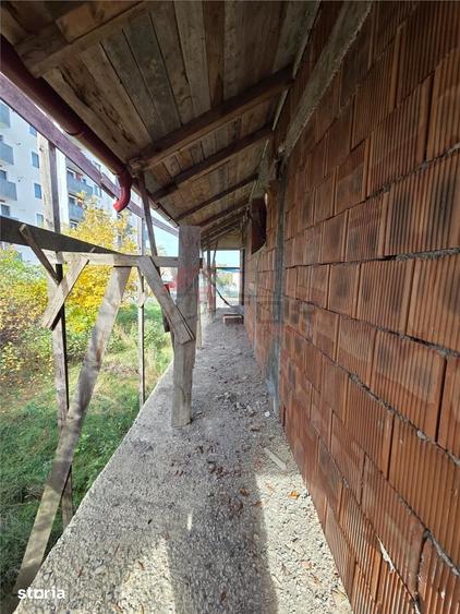 Casă cu 5 camere cu Teren 508 Mp în Bârnova