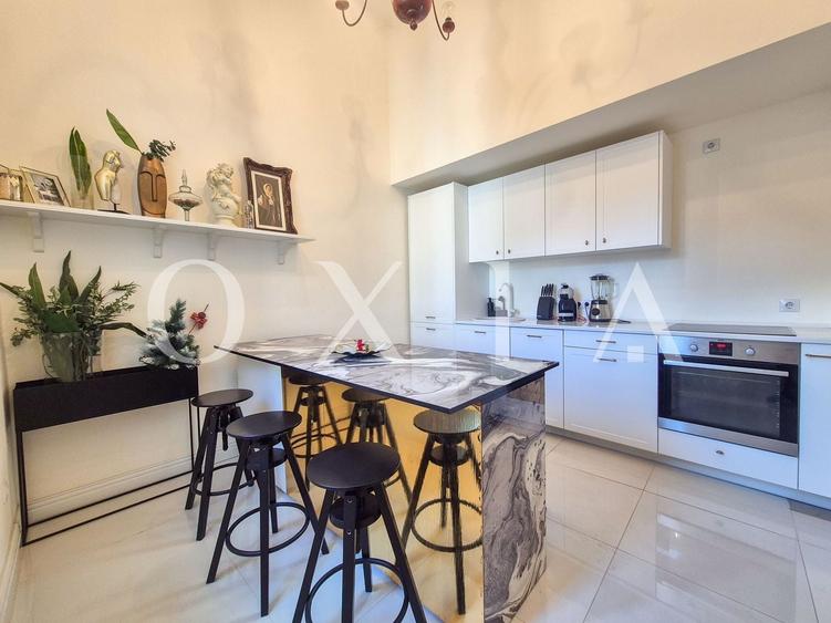 Apartament cu 2 camere semidecomandat, mobilat în Semicentral