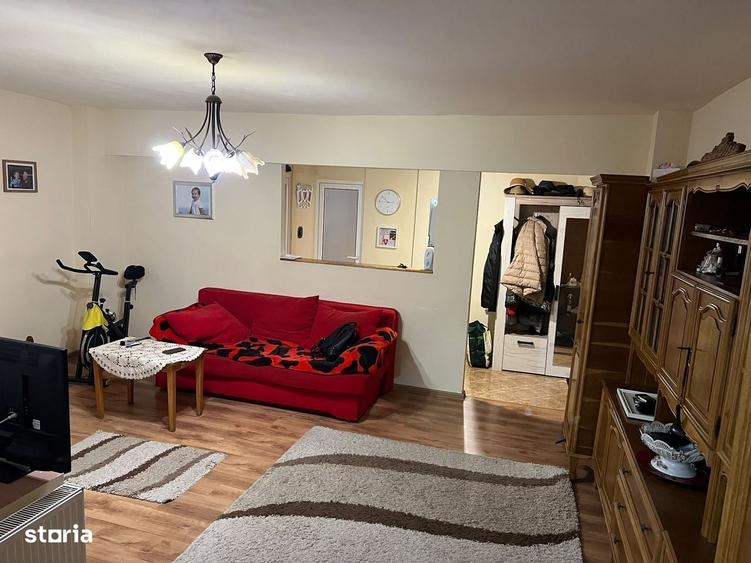 Apartament cu 3 camere în Central