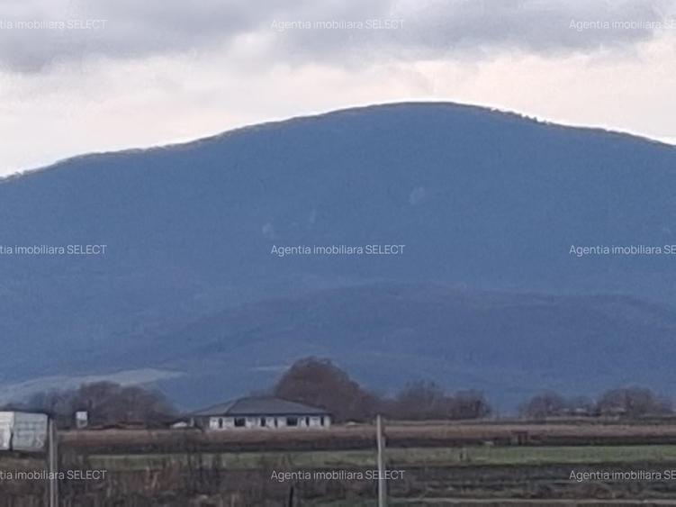 Teren Construcții intravilan de 500 mp, în Stupini
