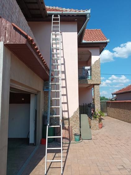 Casă în Central
