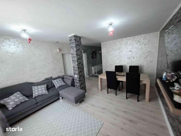 Casă cu 4 camere cu Teren 300 Mp în Central