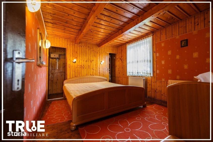 Casă cu 4 camere cu Teren 4015 Mp în Lunca