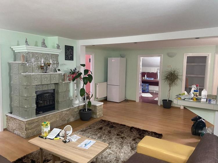 Apartament cu 3 camere decomandat în Viile Noi