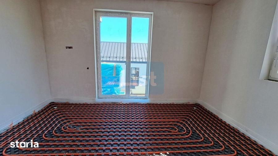 Casă cu 4 camere cu Teren 350 Mp în Apahida
