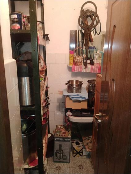 Apartament cu 3 camere decomandat în Barieră