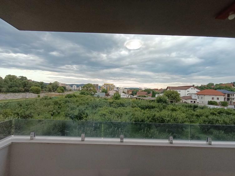 Apartament cu 2 camere decomandat în Morilor
