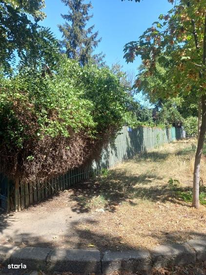 Casă cu 3 camere cu Teren 379 Mp în Central