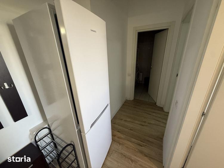 Apartament cu 2 camere semidecomandat în Pantelimon