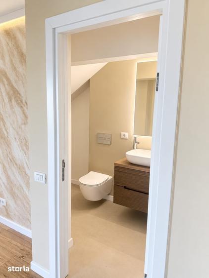 Apartament cu 3 camere în Băneasa