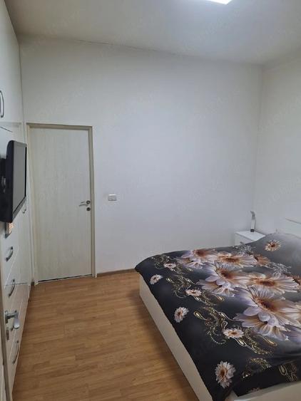 Casă cu Teren 1094 Mp în Aradul Nou