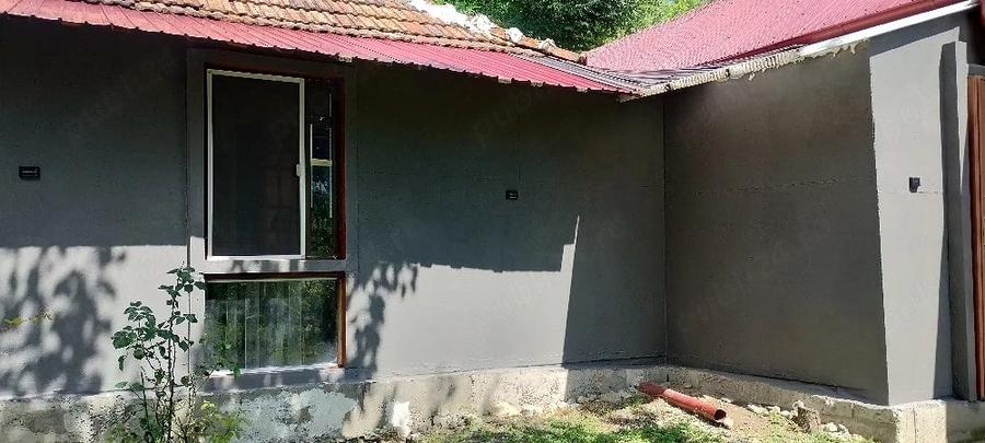 Casă în Racovițeni