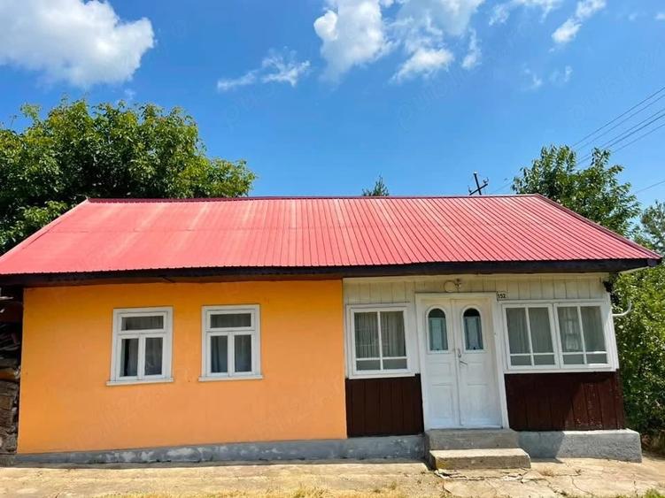 Casă cu Teren 2900 Mp în Central