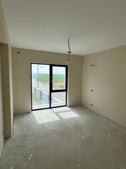 Casă individuală cu 4 camere cu Teren 420 Mp în Corbeanca