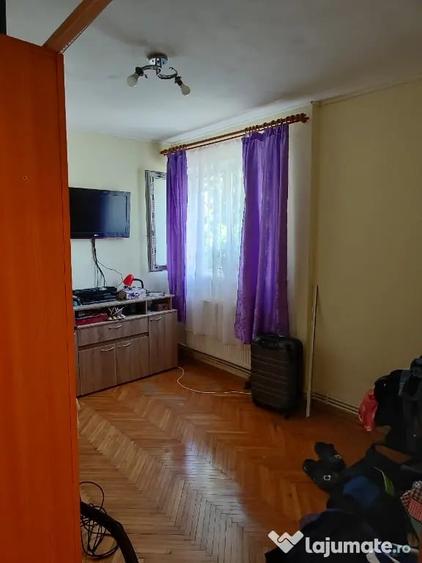 Apartament cu 2 camere semidecomandat în Marna