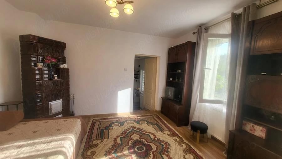 Casă cu 2 camere cu Teren 4500 Mp în Jiana