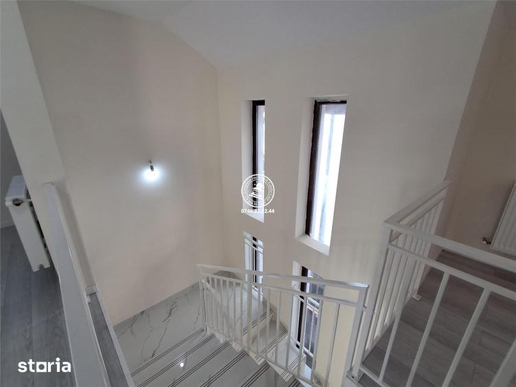 Casă cu 4 camere cu Teren 500 Mp în Lețcani