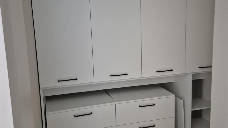 Apartament cu 4 camere semidecomandat în Central