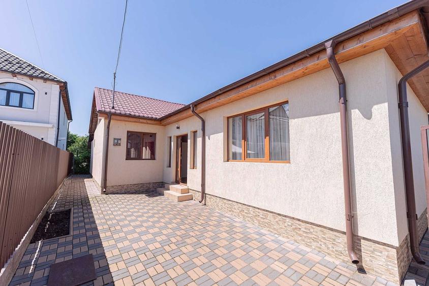 Casă cu 3 camere cu Teren 354 Mp în Central