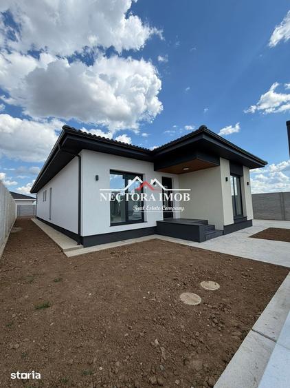 Casă cu 4 camere cu Teren 526 Mp în Central