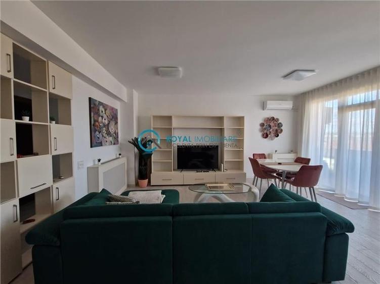 Apartament cu 3 camere decomandat, mobilat în Albert