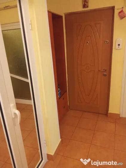 Garsonieră decomandată în Dorobanți
