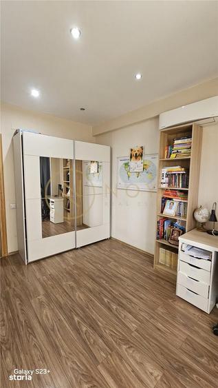 Apartament cu 4 camere decomandat, mobilat în Central