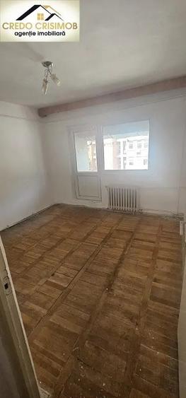 Apartament cu 3 camere decomandat în Luncă