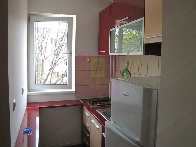 Garsonieră semidecomandată în Basarabia