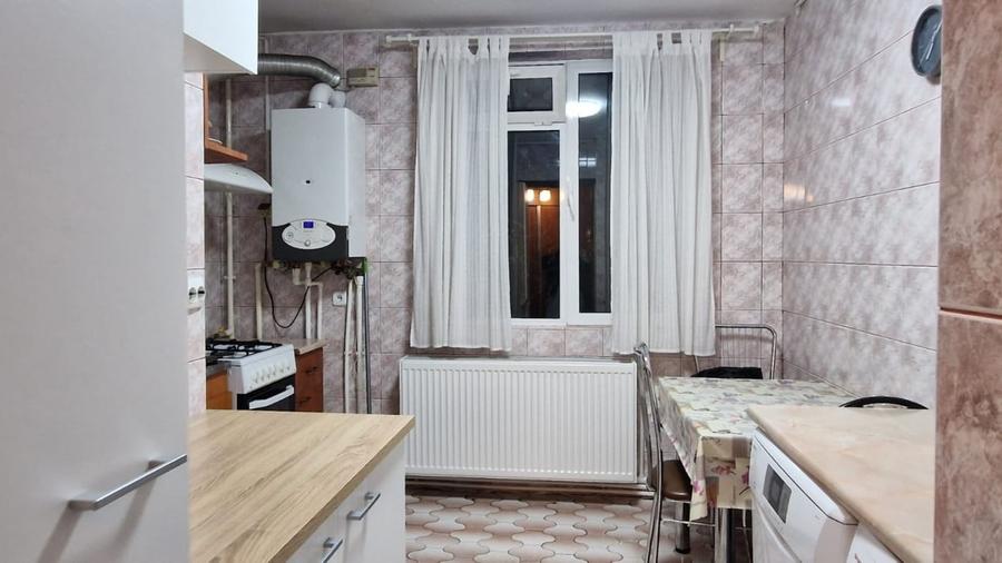 Apartament 3 camere, 65 mp, decomandat, centrala, parcare, Aparatorii Patriei - 4
