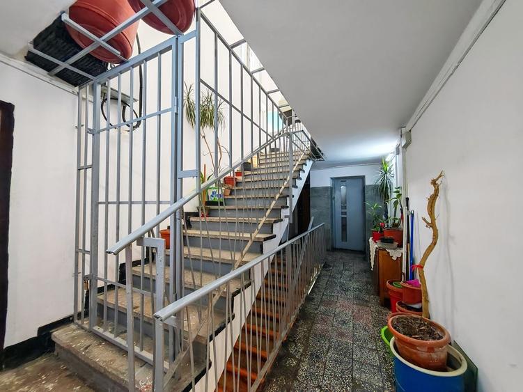 Apartament cu 2 camere decomandat, mobilat în Pantelimon