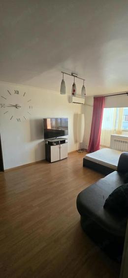 Apartament cu 2 camere semidecomandat în Politehnica