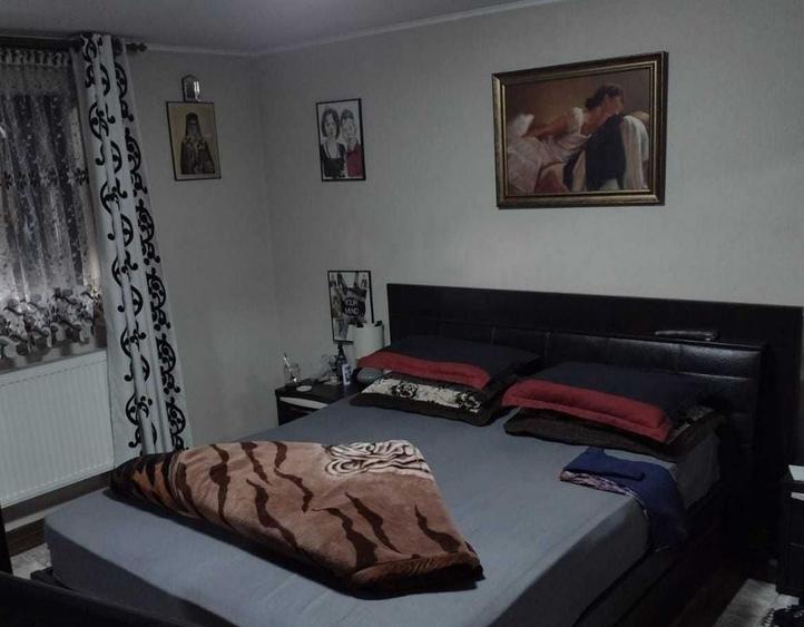 Casă cu 4 camere cu Canalizare în 23 August (Cațelul)