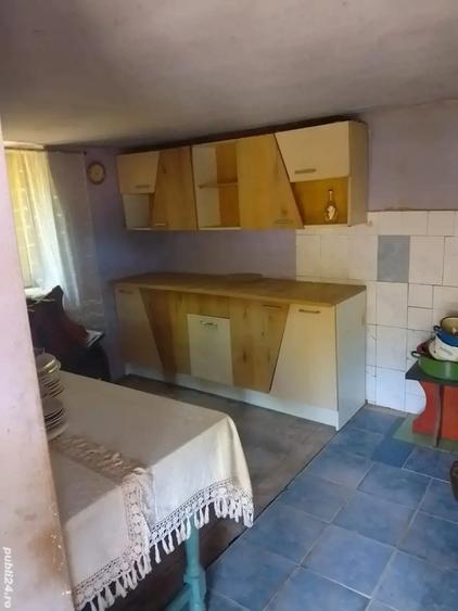 Casă cu 3 camere cu Teren 2000 Mp în Brănișca