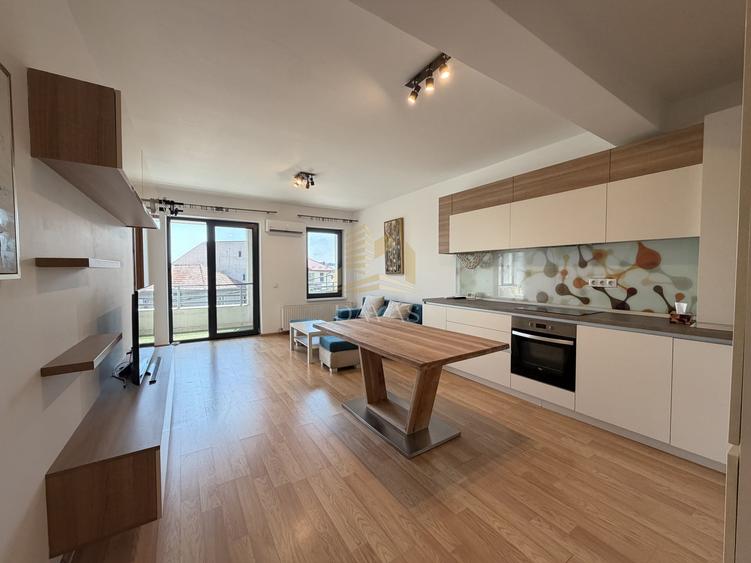 Apartament cu 2 camere semidecomandat în Mărăști