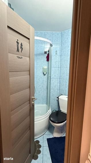 Apartament cu 4 camere decomandat în Central