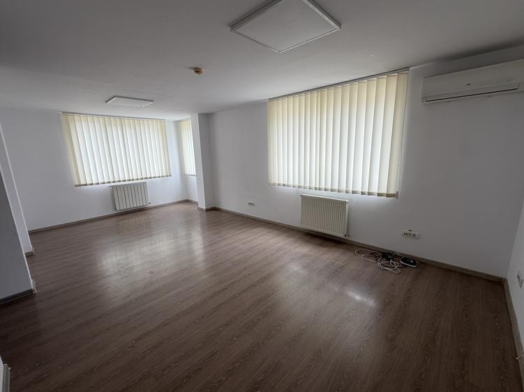 Birou, de 800 mp, în Grivița