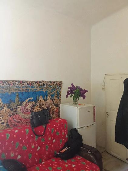 Casă cu 1 camere cu Teren 47 Mp în Central