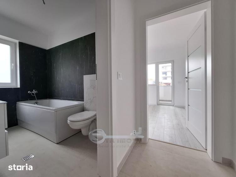Apartament cu 3 camere decomandat în Galata