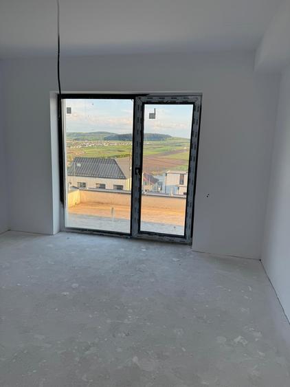Casă individuală cu 4 camere cu Teren 772 Mp în Chinteni